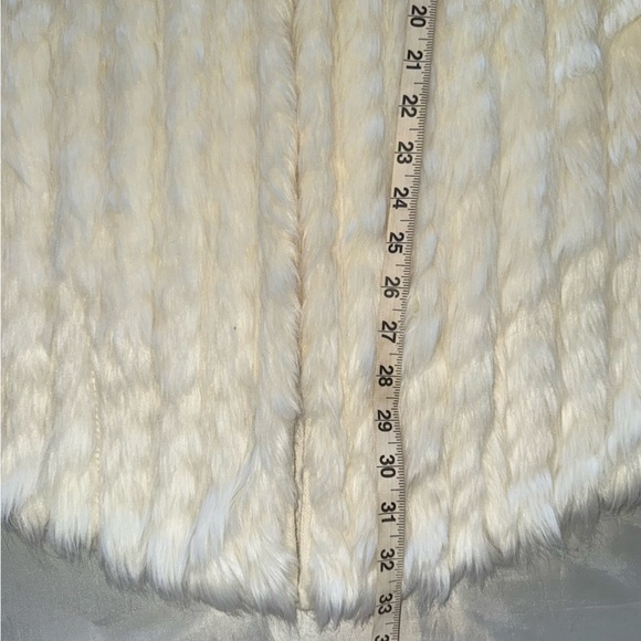 Guess Cream White Faux Fur Wool Blend Sweater Vest Sz L - Picture 11 of 14